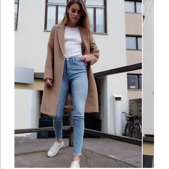 Denim Forum Denim - Aritzia Denim Forum Skinny Lola Jeans size 26